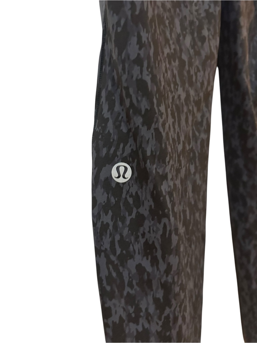 Lululemon Base Pace High-Rise 28" Running Tight Sz 6 Leopard Camo Leggings - Picture 7 of 10